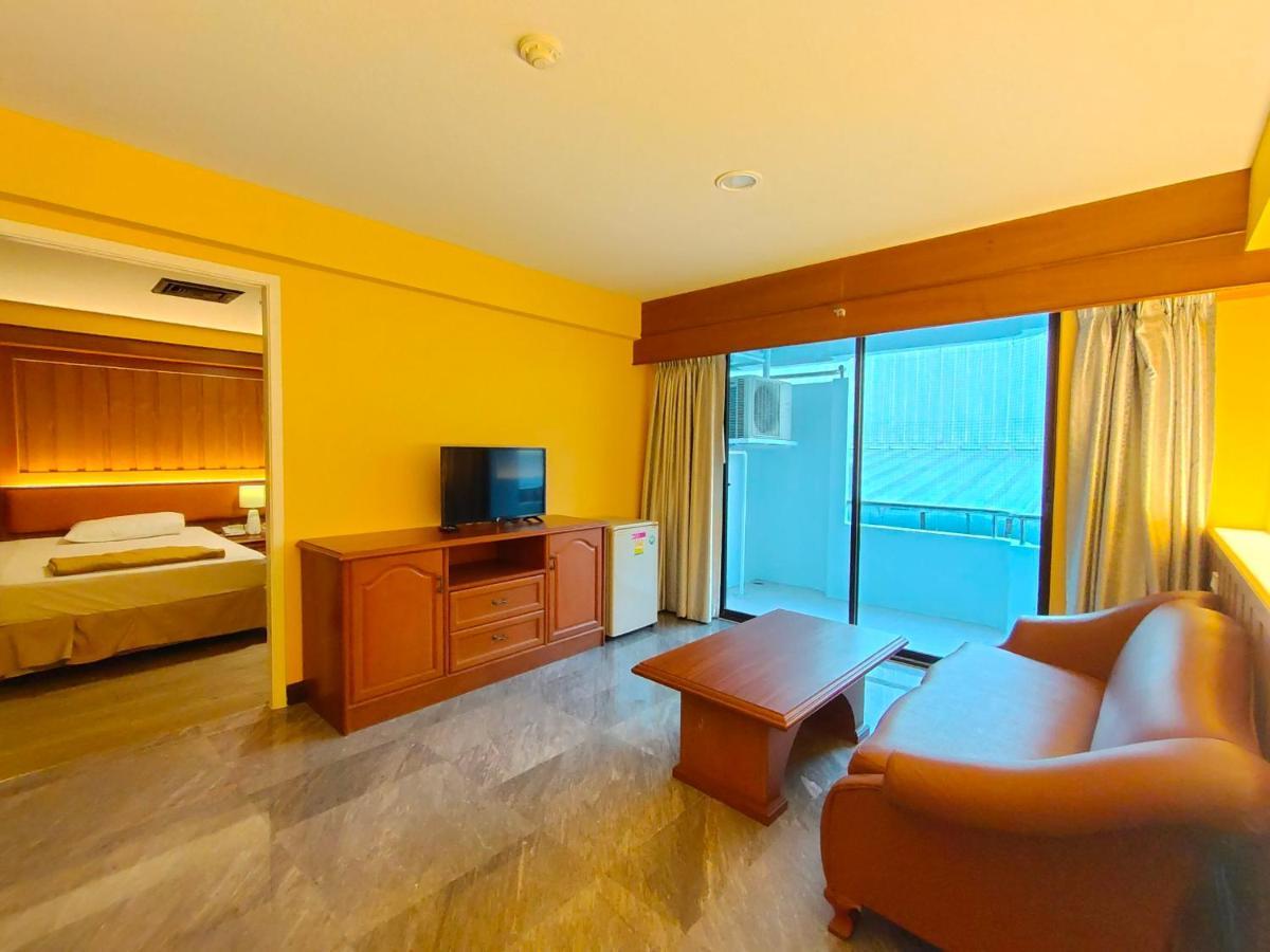 Ebina House - Sha Extra Plus Bangkok Exteriör bild