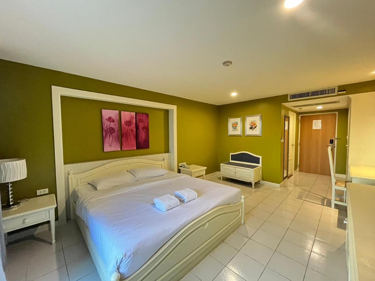 Ebina House - Sha Extra Plus Bangkok Exteriör bild