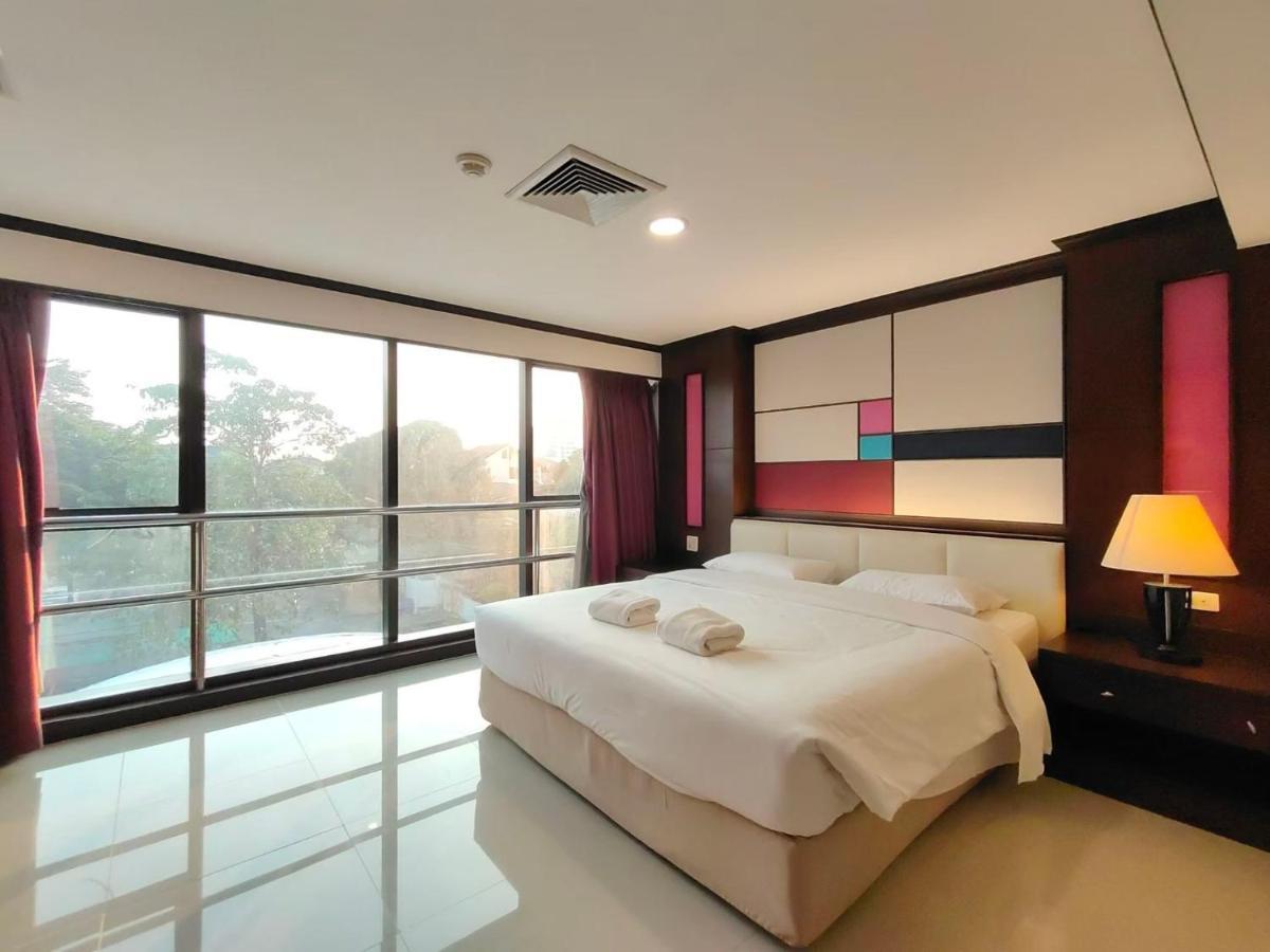 Ebina House - Sha Extra Plus Bangkok Exteriör bild