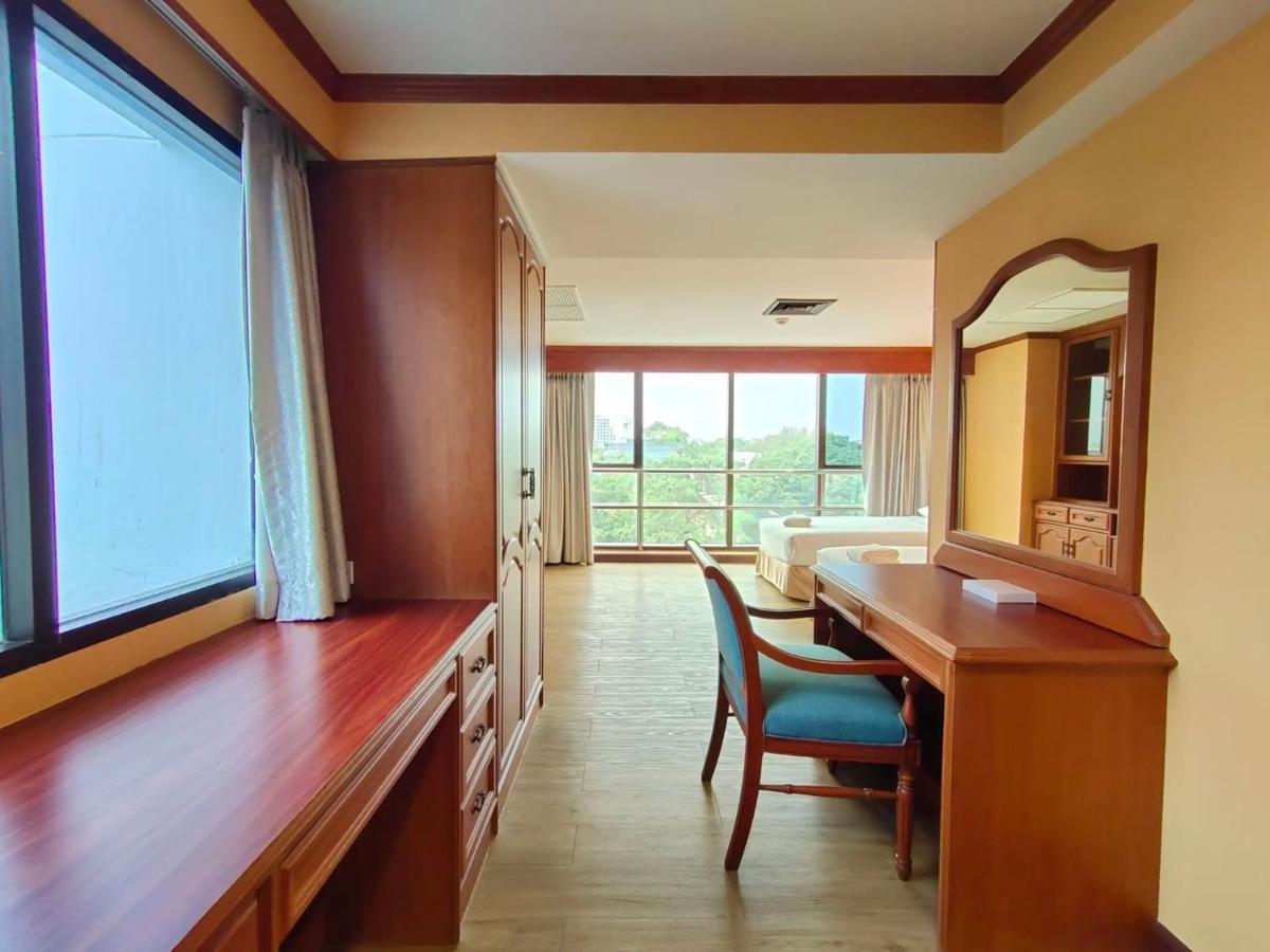 Ebina House - Sha Extra Plus Bangkok Exteriör bild