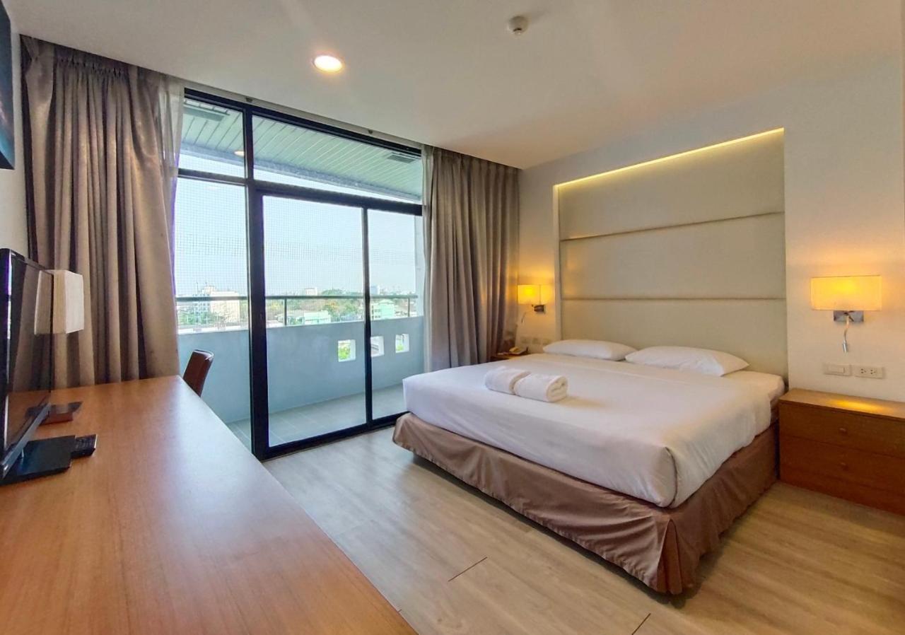 Ebina House - Sha Extra Plus Bangkok Exteriör bild